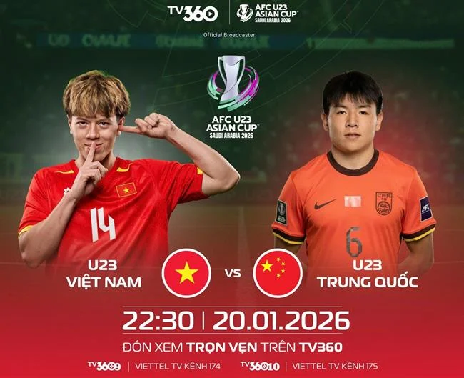 Bàn chơi casino trực tiếp với người chia bài và chip